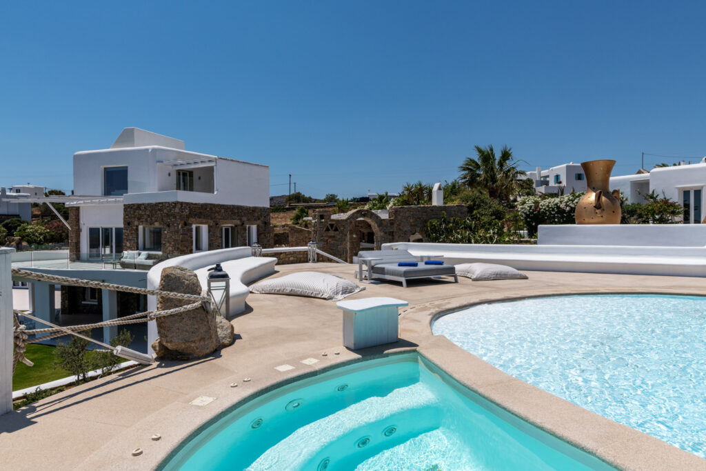 Villa 805