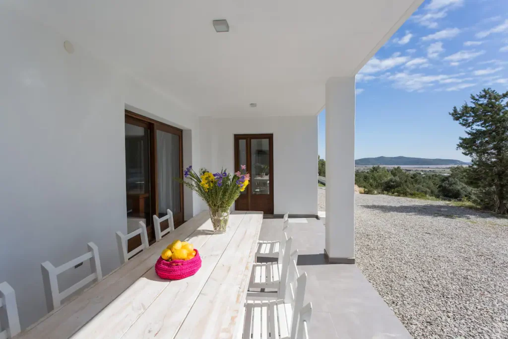 Villa 145