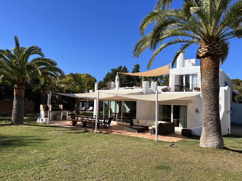 Villa 168
