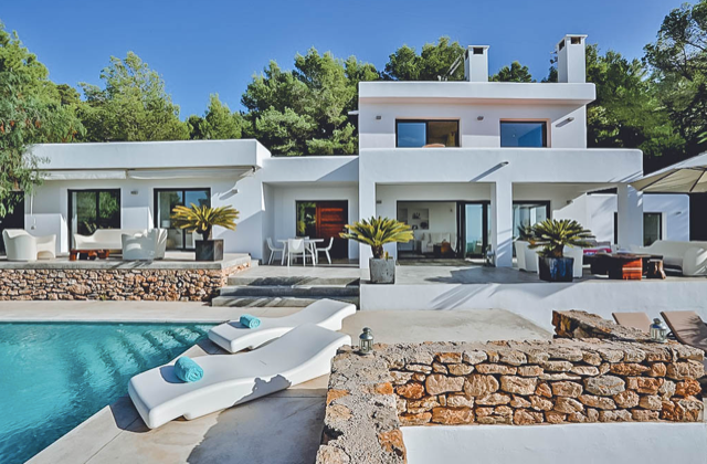 Villa 703